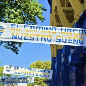 Los vecinos de La Boca explotaron contra Riquelme por la supuesta ampliación de la Bombonera: dicen que el ídolo los usó y lo desmienten