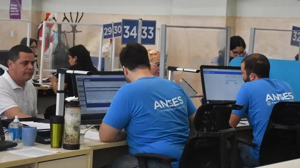 Empleados Anses