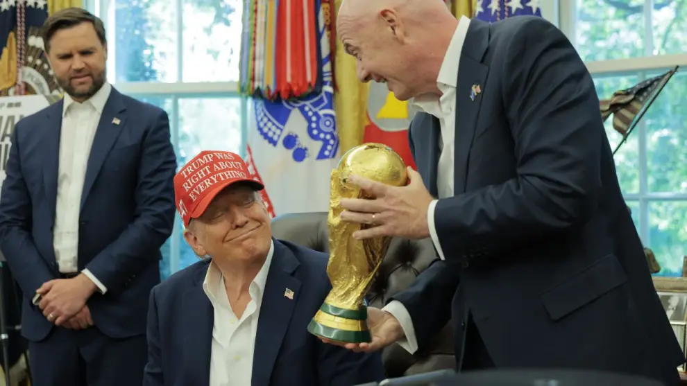 Infantino visitó a Trump en la Oficina Oval de la Casa Blanca