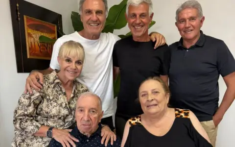 Carlos Bilardo festejó su cumpleaños con los campeones del 86  