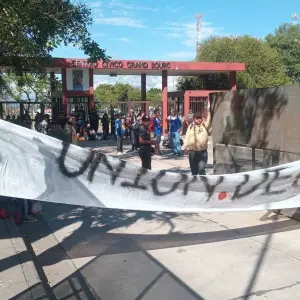 Cooperativistas de Tartagal llegaron a Casa de Gobierno para pedir la reactivación de obras públicas