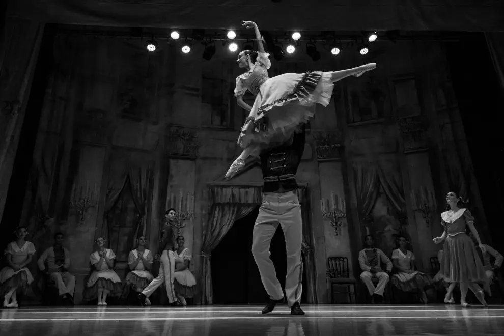 La obra clásica "Baile de Graduados"