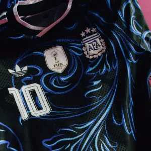 Mundial: La selección presentó la camiseta alternativa