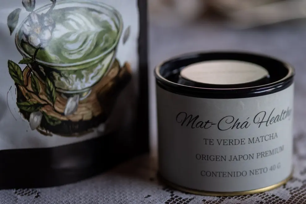 Cintia Sommelier de TÉ