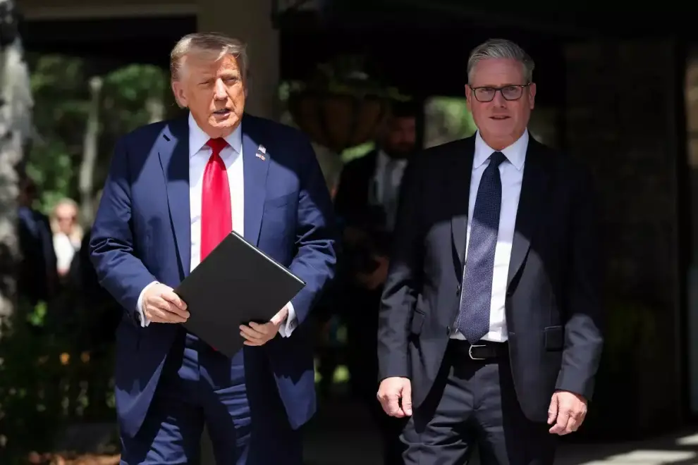 Keir Starmer junto a Donald Trump