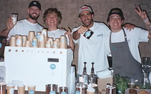 El staff de Jarrito café