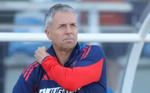 Gustavo Álvarez, el elegido para agarrar San Lorenzo.