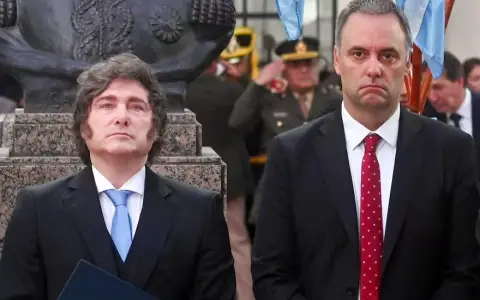Manuel Adorni