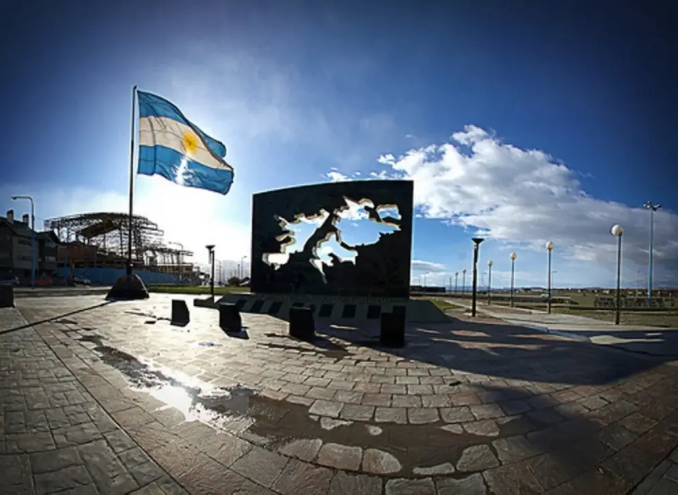 Monumento a los Caídos en las Islas Malvinas.
