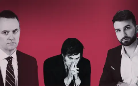Manuel Adorni, Javier Milei y Mauricio Novelli.
