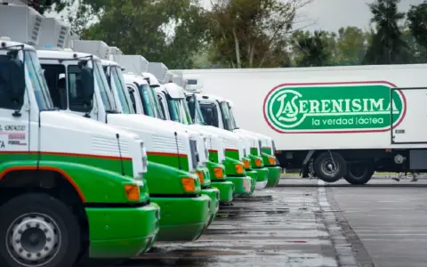 La histórica compañía láctea se encamina a un cambio de control tras meses de negociación y tensión por su valuación.