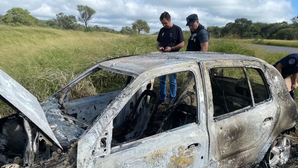 coche quemado 1 (1)buena