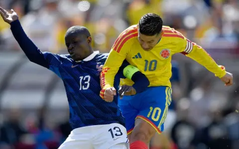 Francia le ganó de manera inapelable a Colombia.