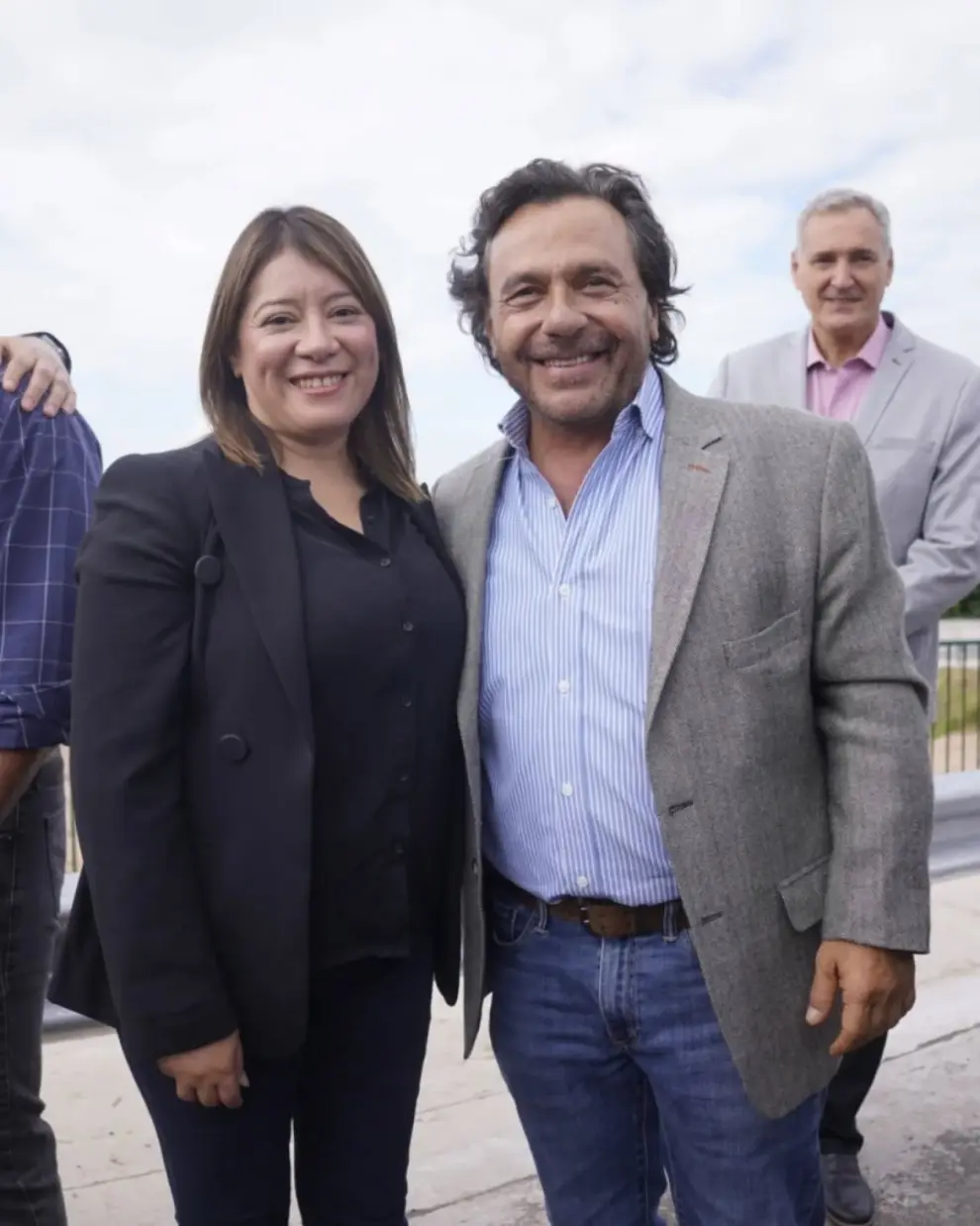 Soledad Cabrera junto al Gobernador