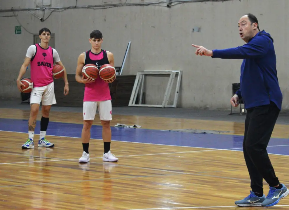 Ricardo De Cecco palpita los playoffs para Los Infernales.