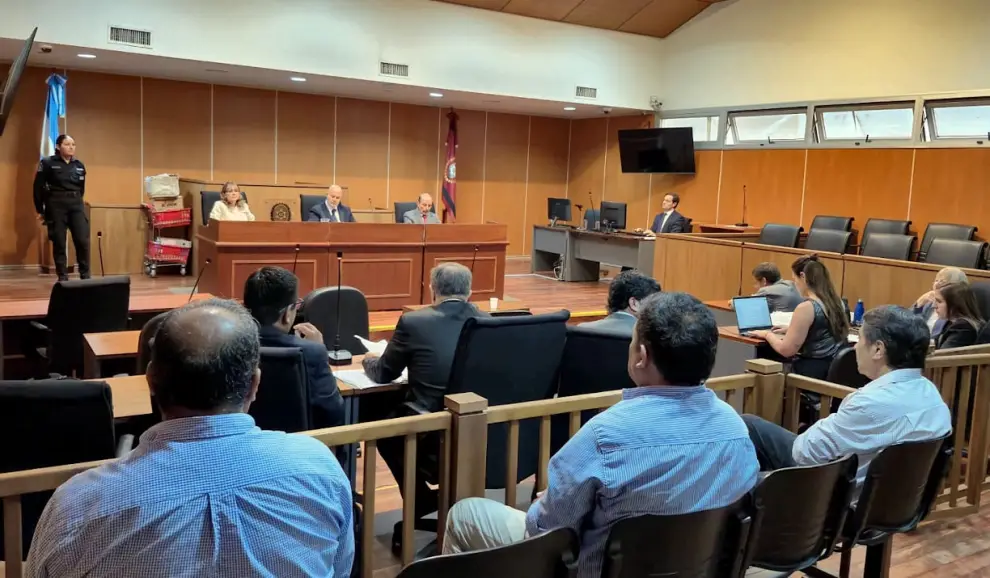El tribunal colegiado que condeno a los ex funcionarios de San Lorenzo.