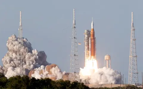 Artemis II