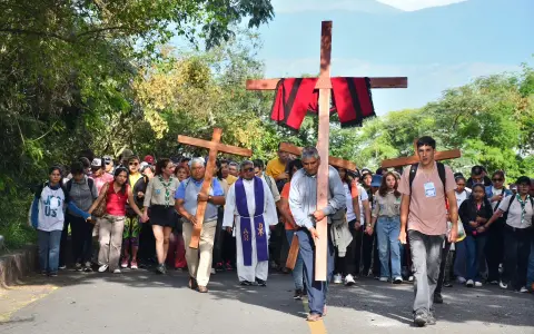 Vía Crucis en Salta