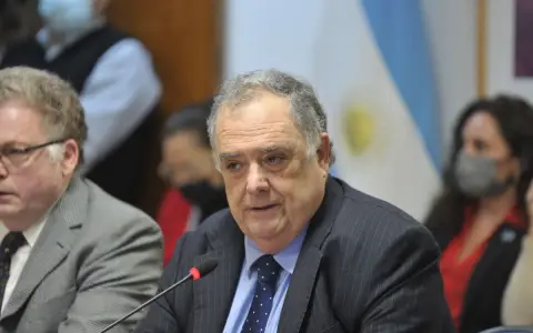 Eduardo Valdes 