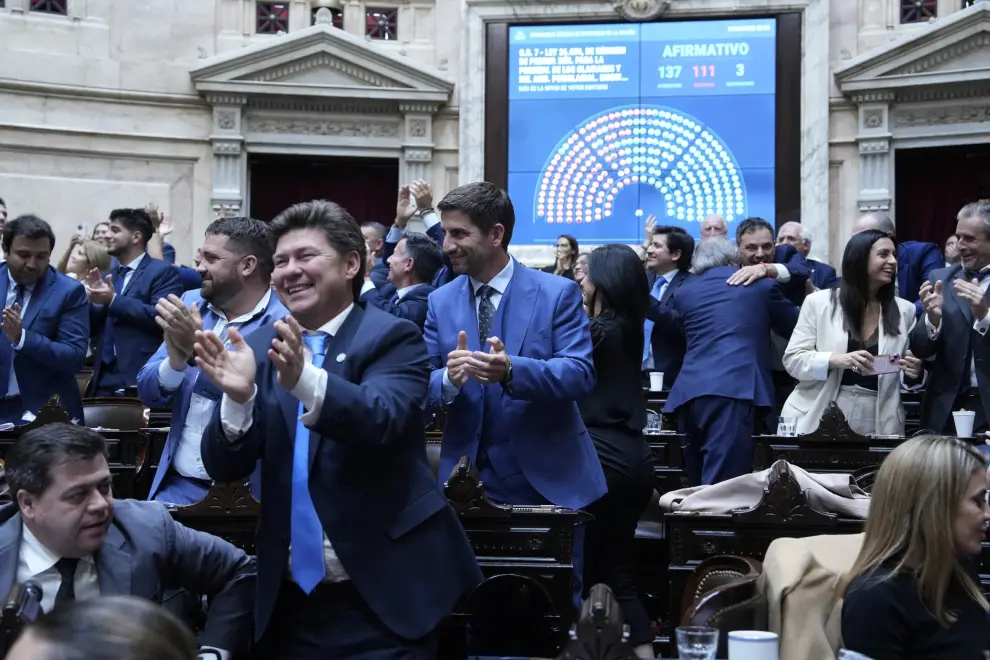 Aprobaron la laey de glaciares