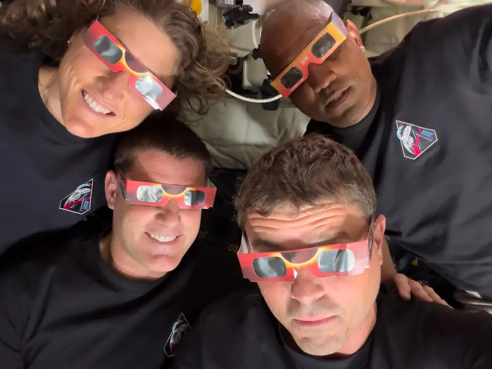 La tripulación de Artemis II utilizó gafas para eclipses, idénticas a las que la NASA produjo para el eclipse anular de 2023 y el eclipse solar total 