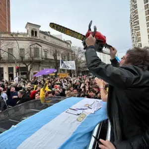 El Gobierno juega a fondo para que no se caiga su reforma laboral