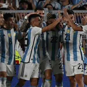 Otro que preocupa a Scaloni: el campeón del Mundo que está a punto de perderse el Mundial 2026 por sus inesperados bajos rendimientos