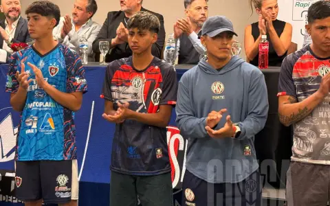 Algunos de los deportistas de la Villa San Antonio, un club que contiene a las barriadas del sudeste.