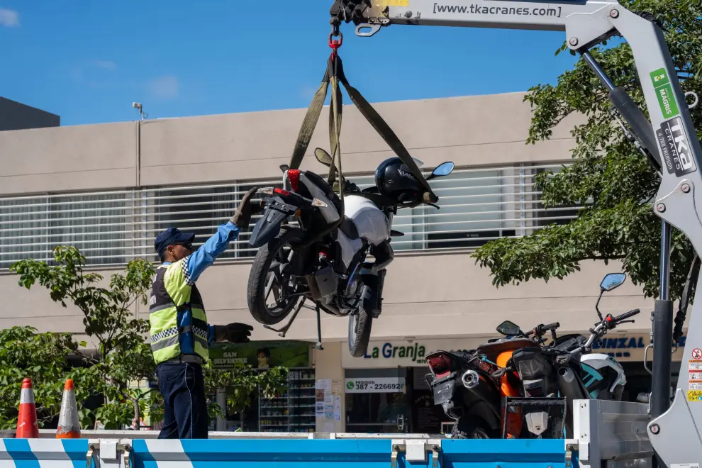 Policia de tránsito secuestra motos en la zona de la ciudad judicial