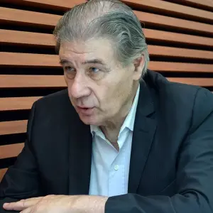 Víctor Hugo Morales hace una colecta para ir al mundial