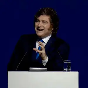 Javier Milei: "La motosierra no para. Si no nos acompañan, nos volvemos a casa"