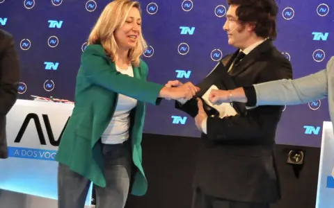 Myriam Bregman y Javier Milei