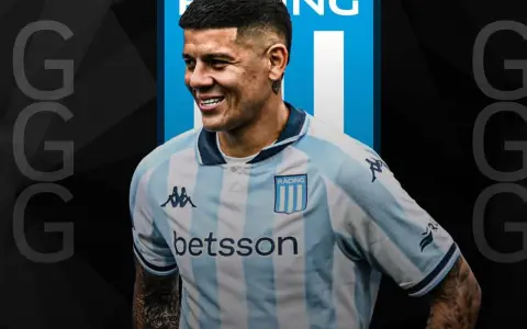 Marcos Rojo no aprende más.