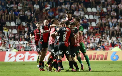 Newell's comienza a amigarse con el triunfo.