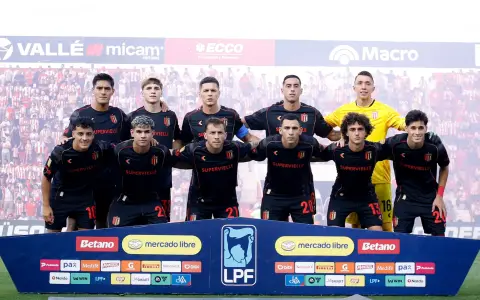 Estudiantes volvió a ser líder y quiere el bicampeonato en el fútbol argentino.