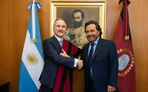 Sáenz recibió a Lamelas