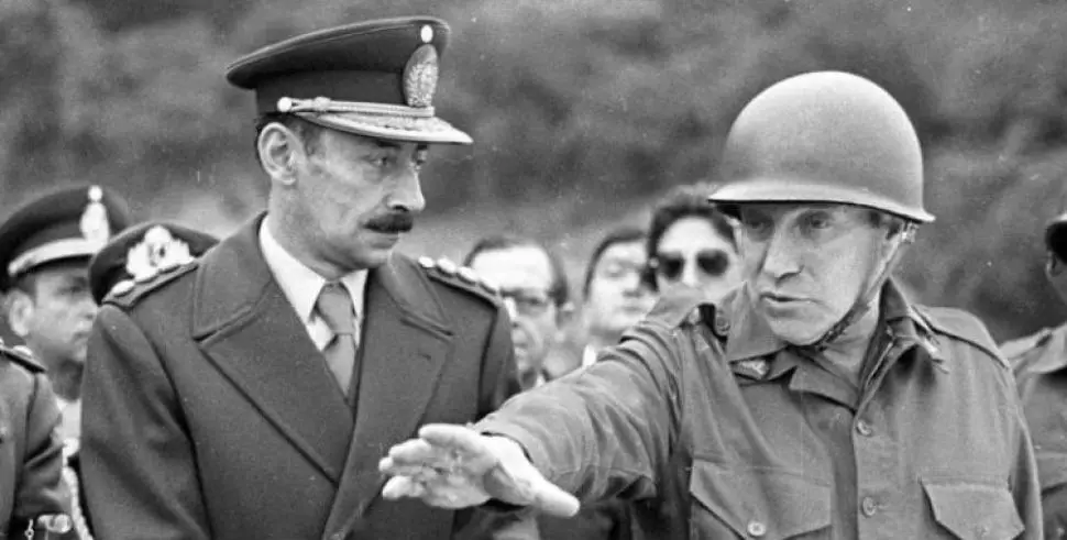 Rafael Videla y Antonio Bussi.