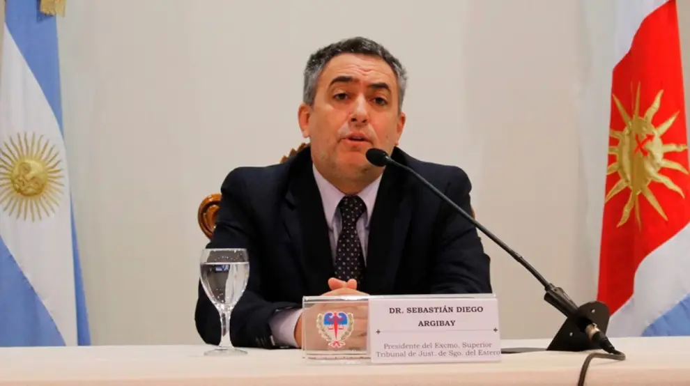 El juez apartado, Sebastián Argibay