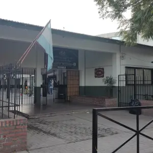 Prohibieron asistir con mochilas y cartucheras a los alumnos de un colegio de Metán por las amenazas de tiroteo