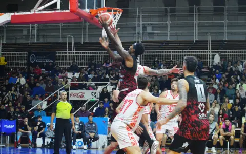 Chance Hunter, de ser el mejor extranjero en la fase regular a bajar muchísimo su nivel en los playoffs.