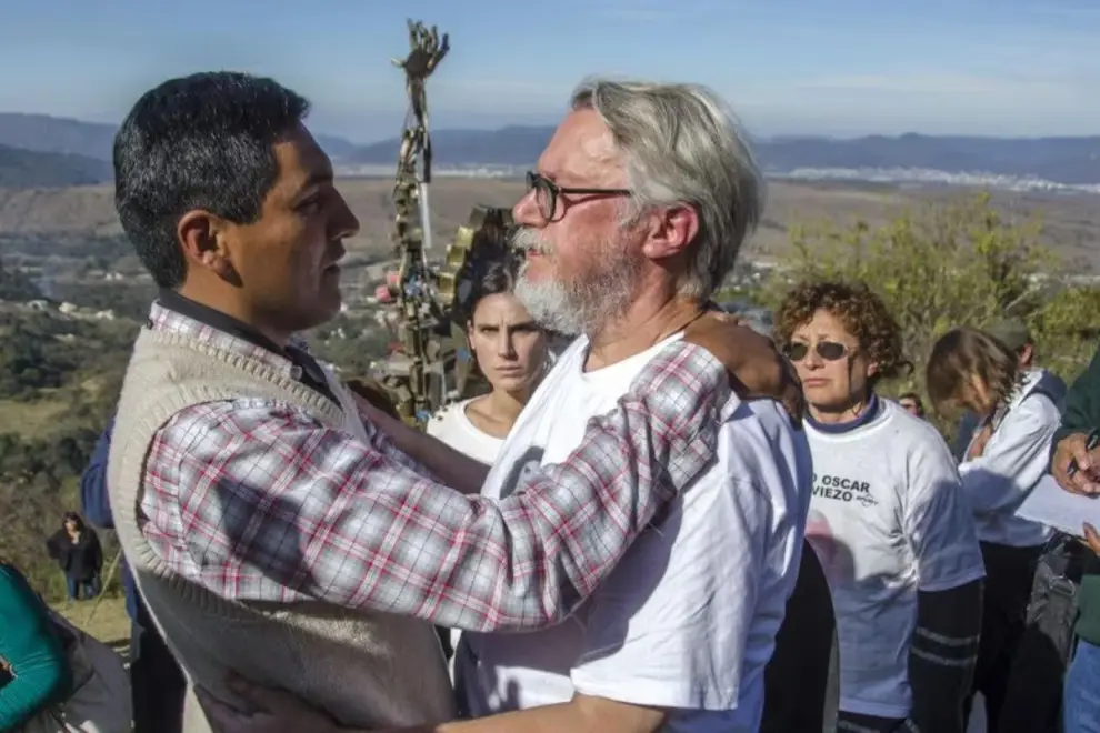 Clemente Vera junto a Bouvier, padre de Cassandre.