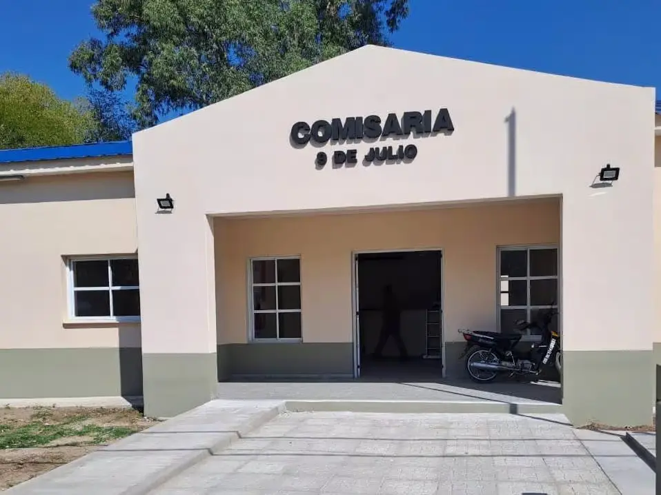 Comisaría 9na de San Lorenzo.