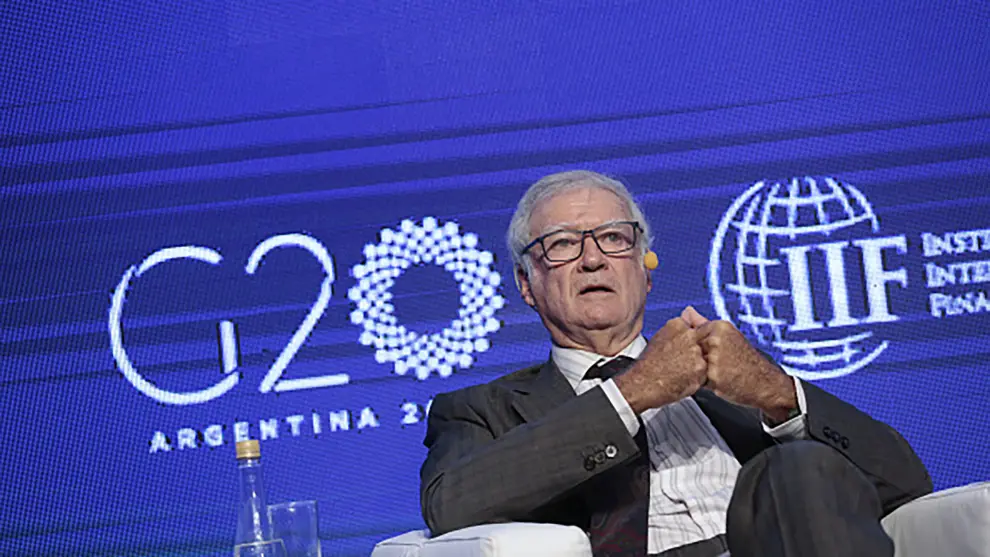 Eduardo Escasany, inversor y referente del Grupo Galicia, con su billetera puesta en el oro y plata de Salta.