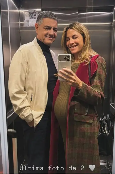 La última foto de la pareja antes d ela llegada de su hijo Vito