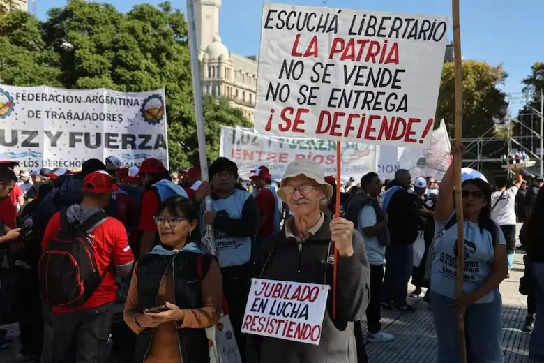 La convocatoria de la CGT en Plaza de Mayo