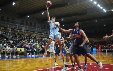 Tomás Botta, el base que no pudo estar en los 8vos de final.