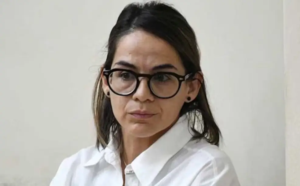 La odontóloga María Romina Pellice extrajo 12 dientes a un niño de 5 años sin autorización de sus padres.