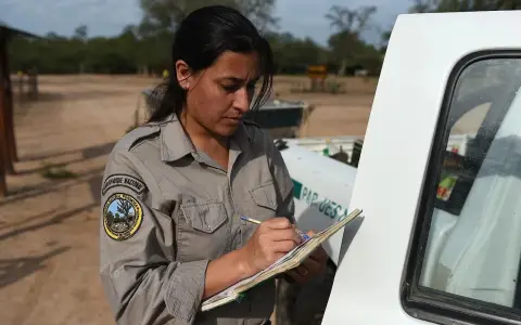 Quedó abierta la convocatoria para sumar 40 guardaparques en Argentina.