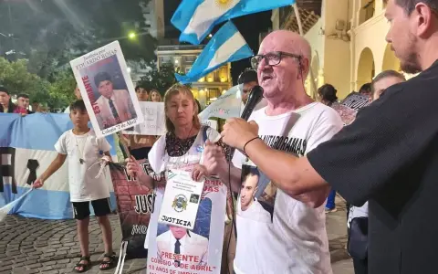 Oscar en una de las manifestaciones para pedir justicia.