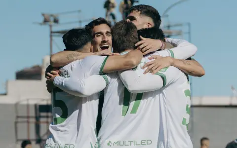 Banfield llenó de dudas al equipo del Chiqui Tapia.